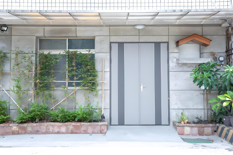 Exterior & Views 1, City Door 小城門寵物友善包棟民宿, Tainan