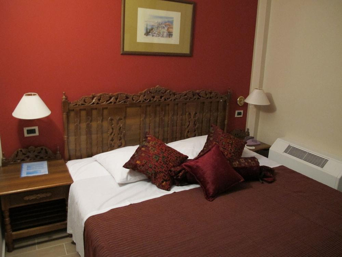 Bedroom 3, Hotel Belvedere, Izola