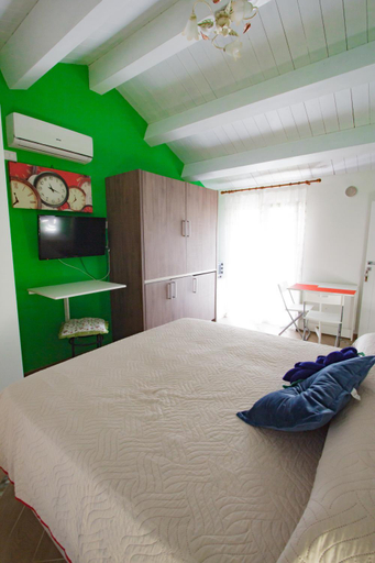 Bedroom 2, Eden Lilli B&B, Pesaro E Urbino