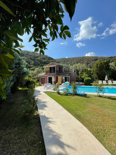 Others 3, Gialos Villas 1-2 With a Private Pool, Ionian Islands