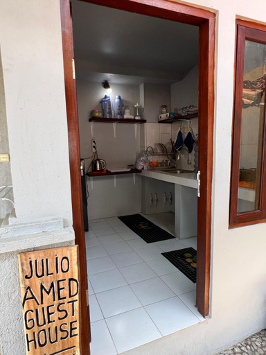 Bathroom 3, Julio Amed Guest House, Karangasem
