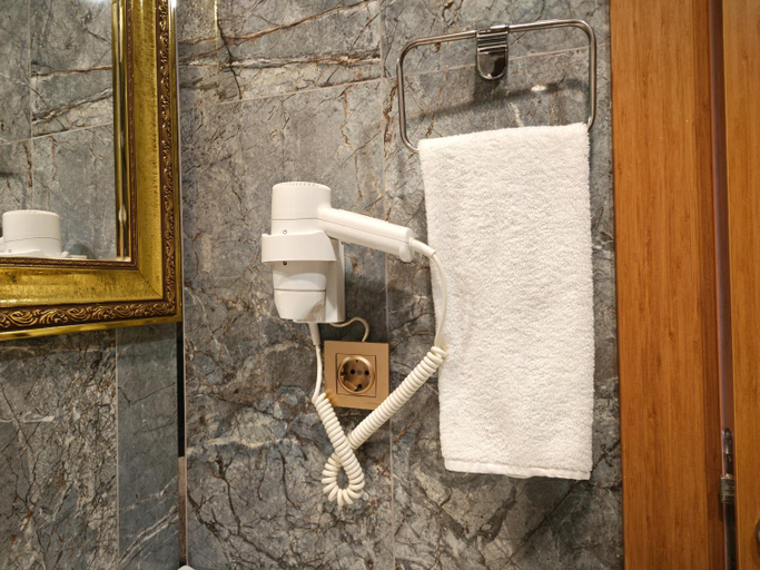 Bathroom 2, Family Time Suites Hotel, Şişli