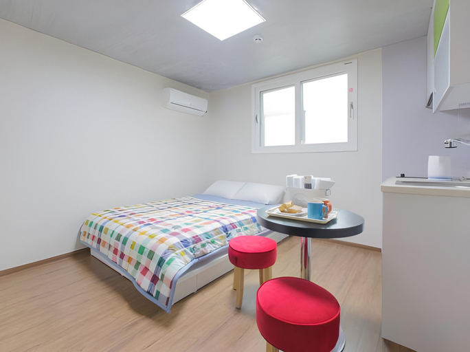 Bedroom 4, Hostel BB Hongdae Line, Mapo