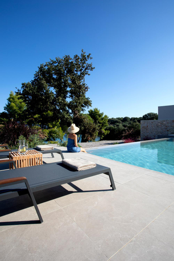 Sport & Beauty, Theros Estate, West Greece