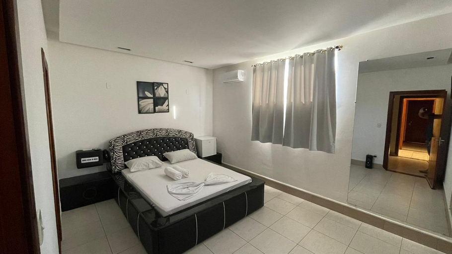 Others 5, Lovely Motel - 7,5km do Santuario Nacional, Roseira