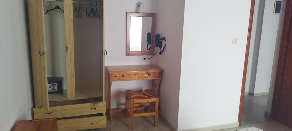 Others 5, Kaiti Villa 4, Thessaly