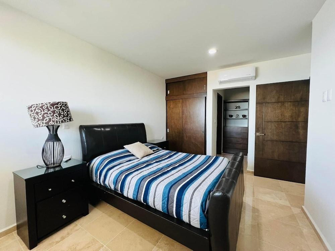 Bedroom 2, Brujas Tower Beach Resort, Mazatlán