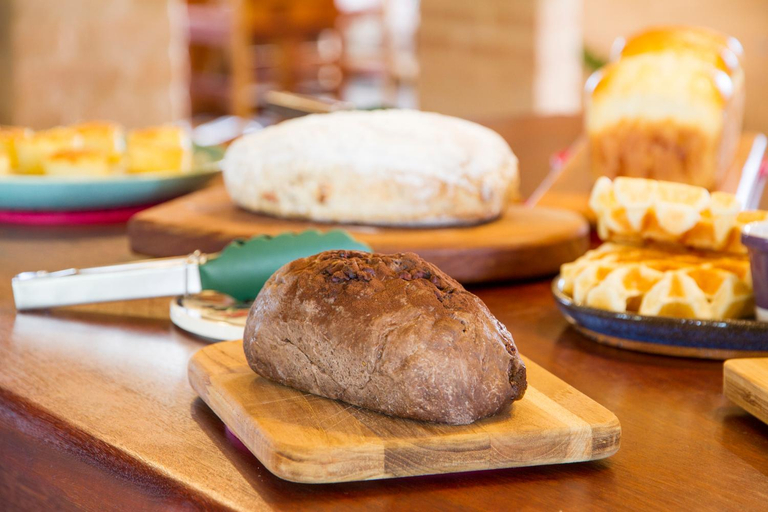 Food & Drinks 5, Magnificat Cottage, Cunha