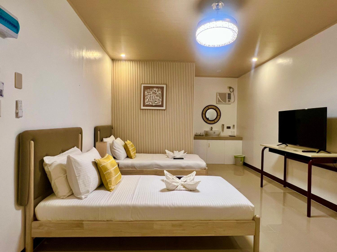 Bedroom 2, E&R Airport Hotel, Sibulan