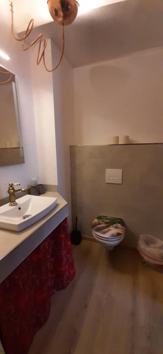 Bathroom 2, Bed & Breakfast - K2 Brunnen Haus, Hermagor