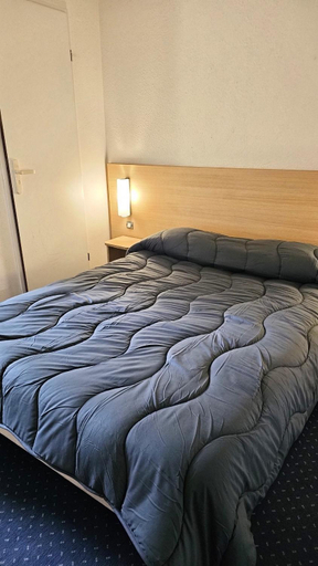 Bedroom 2, Hotel Mister Bed Lille Lomme, Nord