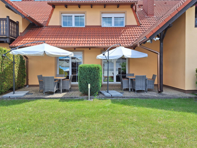 Others 4, Villa Justina, Chojnice