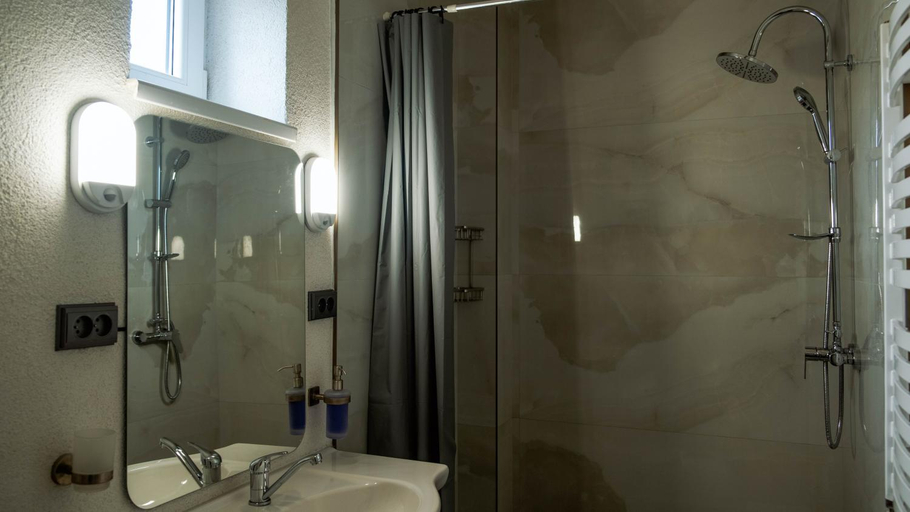 Bathroom 2, SergJuli Villa, Malacky