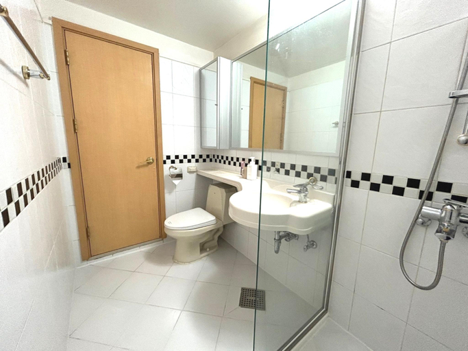 Bathroom, Anne stay in Hongdae, Mapo