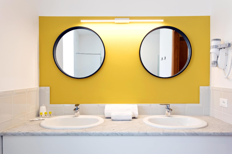 Bathroom 3, B&B Hotels - Hotel Palermo Quattro Canti, Palermo