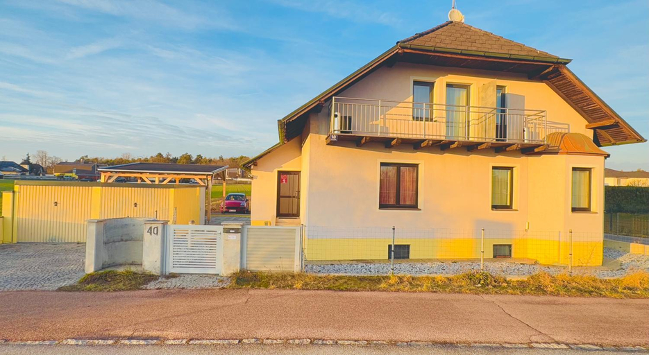 Others 4, YS Apartments, Wels Land