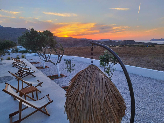 Others 5, Errika's Sweet Home, South Aegean