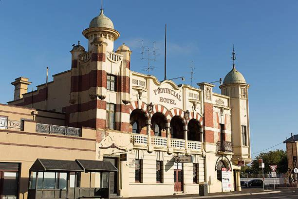 Others 4, Retro Riverside Redan, Ballarat, Ballarat  - Central
