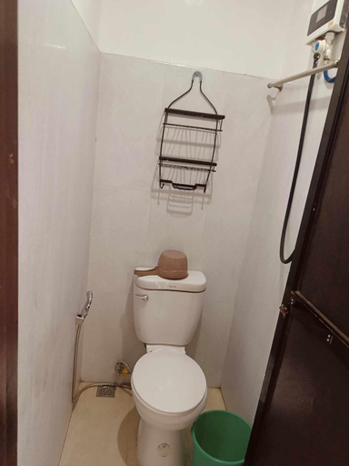 Bathroom 2, KMJ SUITES, General Luna