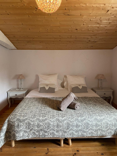 Others 5, Maison d'Emmannaelle, Gironde