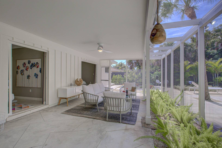 Others 5, Majestic Coastal Escape, Sarasota