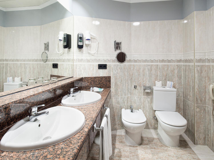 Bathroom 4, ZENTRAL PARQUE, Valladolid