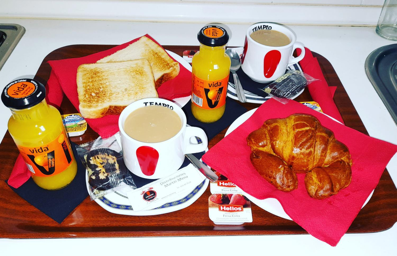 Food & Drinks, Hostal Dona Maria, Madrid