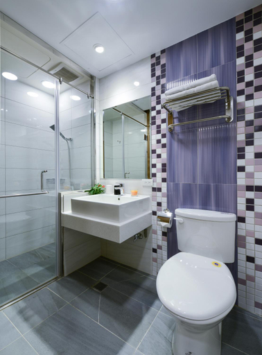 Bathroom 4, Kenting Coast Resort, Pingtung
