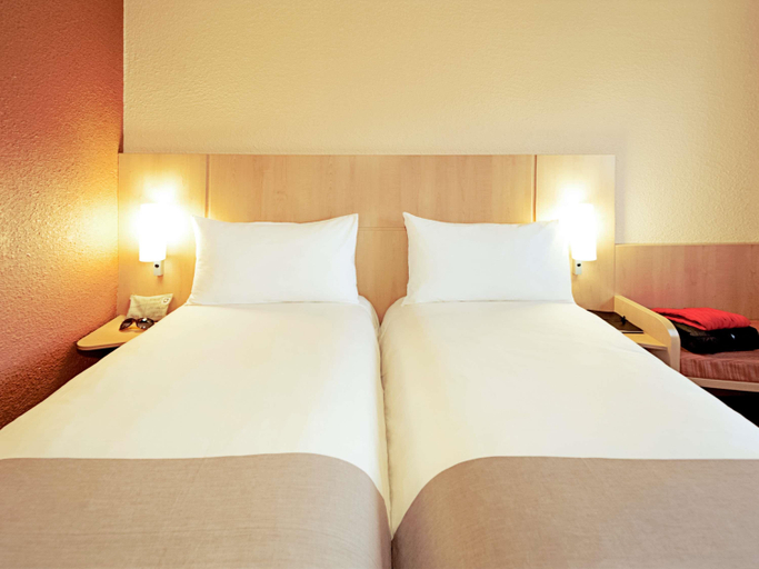 Bedroom 3, ibis Poitiers South, Vienne