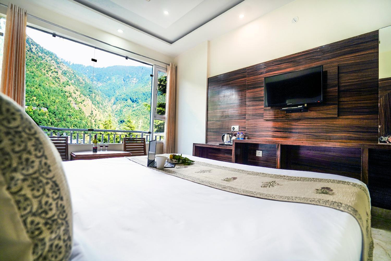 Bedroom 4, The Bunksters, Kangra