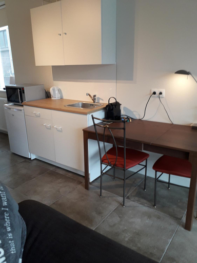 Others 5, Thorbecke Canal View 45m2 Loft, Zwolle