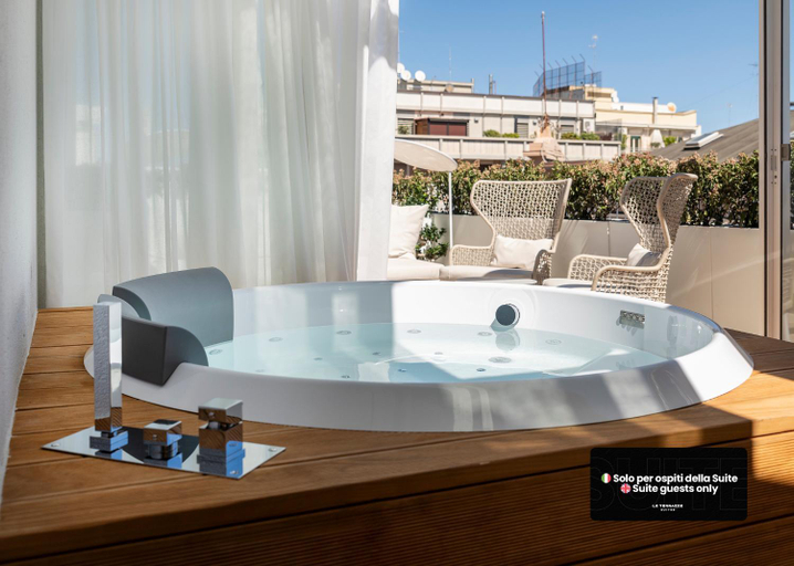 Others 4, Le Terrazze Suites, Bari