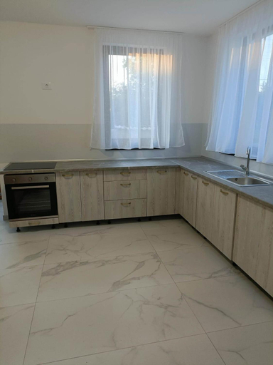 Others 4, Casa Venus, Sanmartin