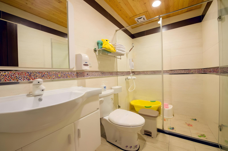 Bathroom, Kid Baby Homestay, Tainan