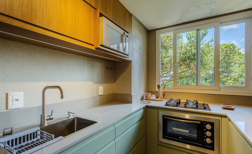 Private kitchen 3, Apartment With 2 Suites and Barbecue. Mde0406, Canela