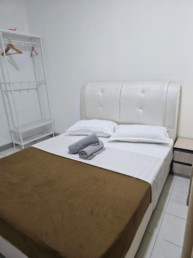 Bedroom 3, KTCC Drawbridge Cottage Kuala Terengganu Homestay, Kuala Terengganu