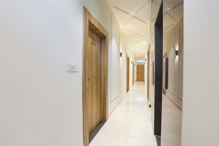 Lobby 3, Fabhotel Gurukripa, Mathura