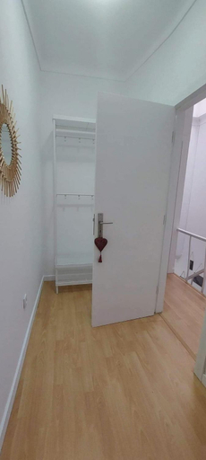 Others 4, Casa da Tia Binda, Monção
