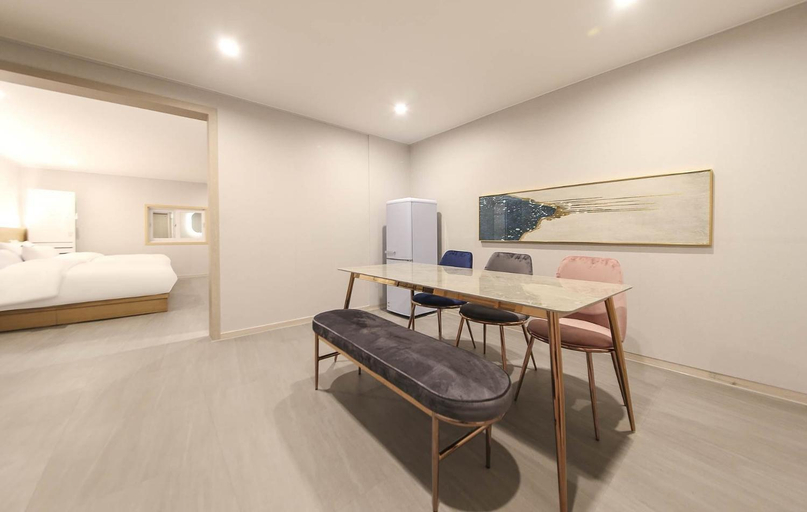 Bedroom 2, No.25 Mokpo Sangdong, Muan