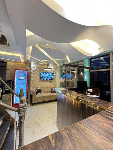 Lobby 5, Hotel LG Signature Suites, Bangalore