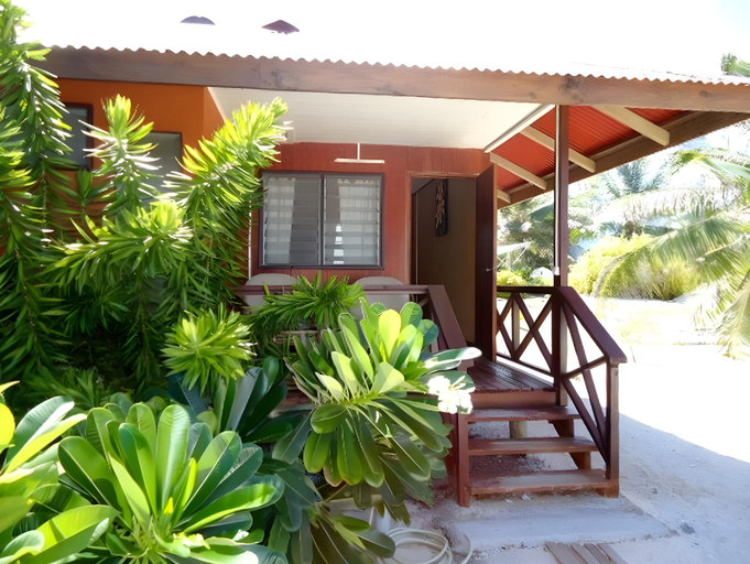 Exterior & Views, Pension Raita
