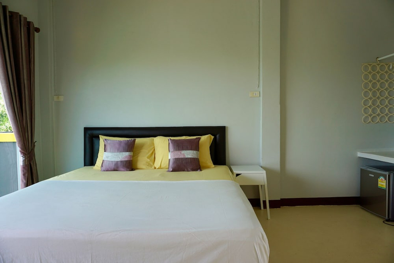Bedroom 3, Lom La Lanta Hotel, Ko Lanta