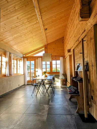 Food & Drinks, Chalet Grittelihus, large bathroom, Lots of living space, nhe Interlaken, Niedersimmental