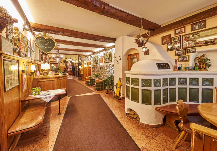 Public Area, Hotel Lebzelter, Zell am See
