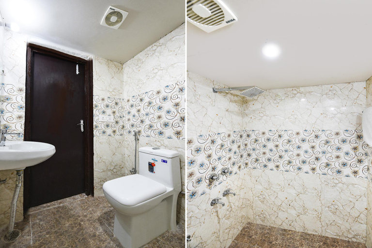 Bathroom, Via Krishna Residency - Nr. Nehru Place Metro, Delhi