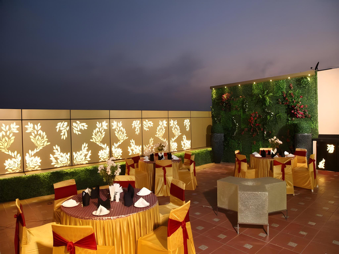 Food & Drinks 5, Jrd Exotica Hotel, Delhi