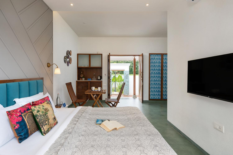 Bedroom, SaffronStays Kantaai, Raigarh
