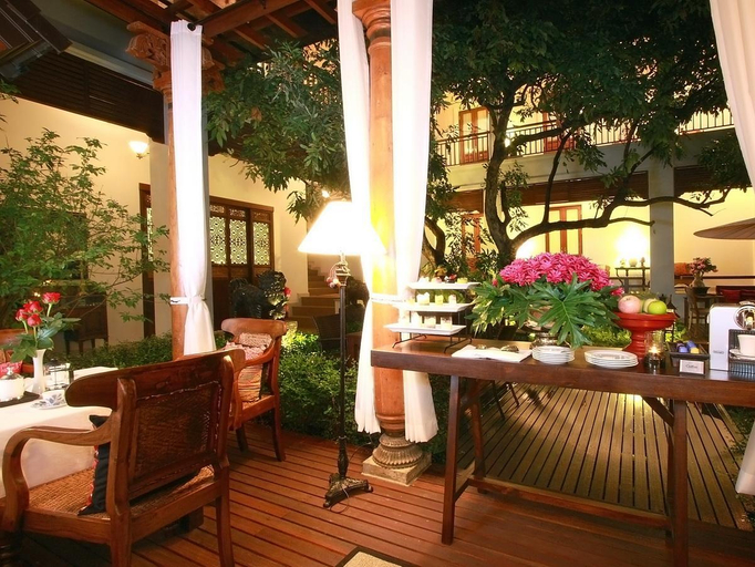 Food & Drinks 4, Baan Klang Wiang Hotel, Muang Chiang Mai