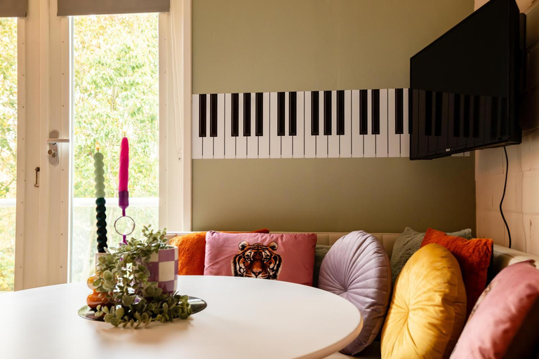 Others 2, Ouder-Kind B&B Droomzacht - Kunstkamer, Epe