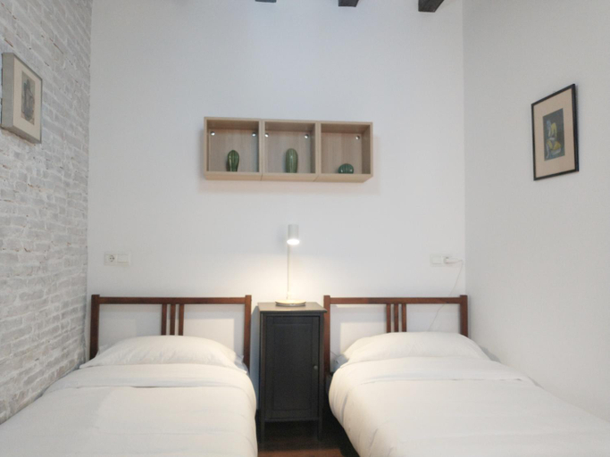 Bedroom 2, Barceloneta Beach Apartments, Barcelona